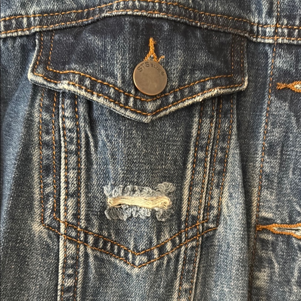 Stylish Denim Jacket - image 2